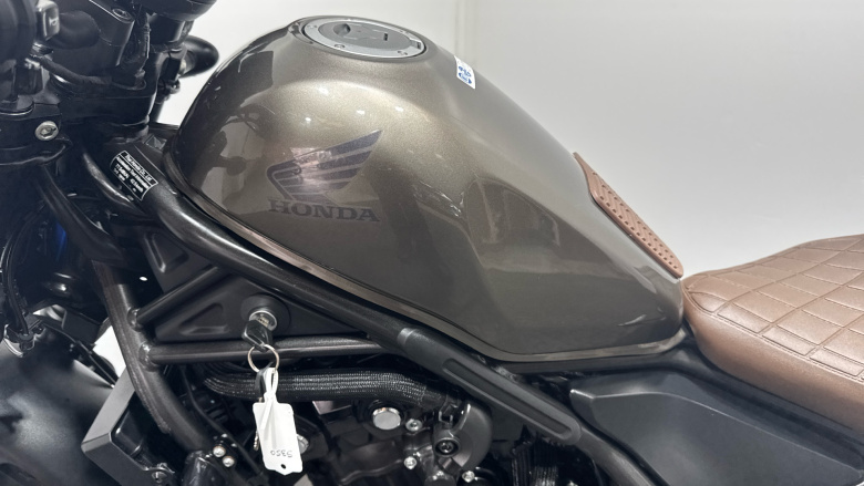 Honda CMX500 Rebel S